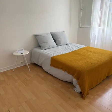 Apartment Cosy In With Balcony Parking Nice